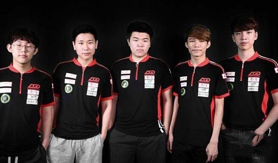 训练氛围更 训练氛围更