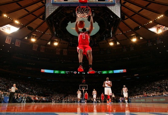 家中经济拮 家中经济拮